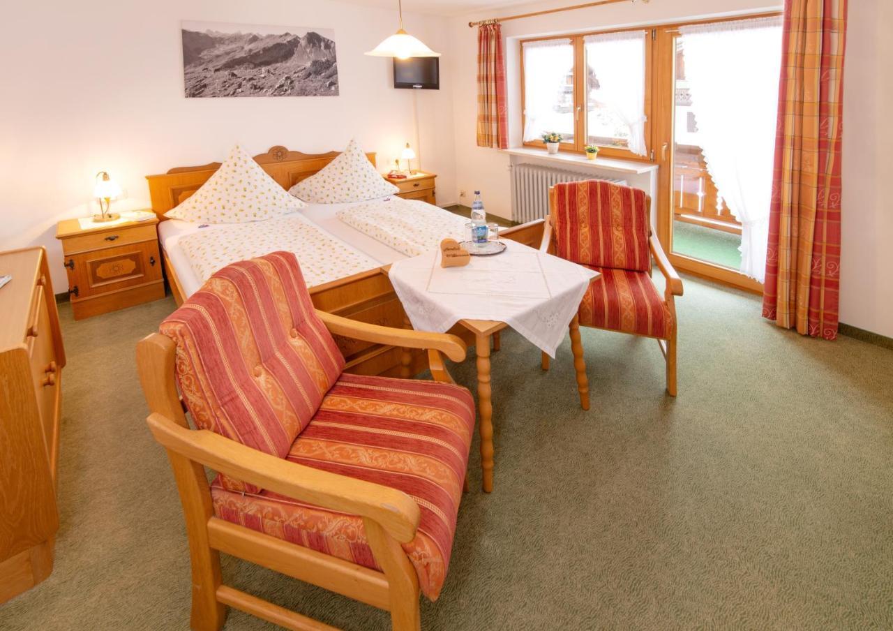 Gaestehaus Schmid Obermaiselstein Bagian luar foto